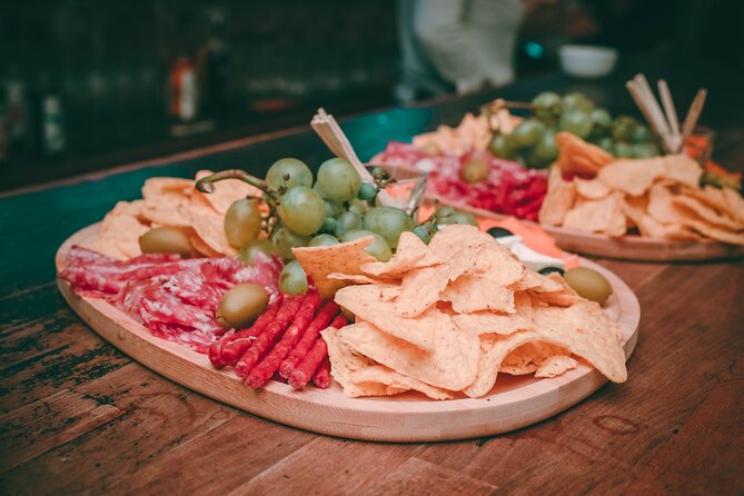 2 Hour Bottomless Brunch Experience with 3 Course Meal And Drinks - The 3-course meal: nachos, burger, cake (and why it works)