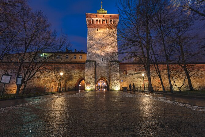 2-Hour City Walking Tour in Creepy Krakow - Small Logistics Details That Make the Tour Easier