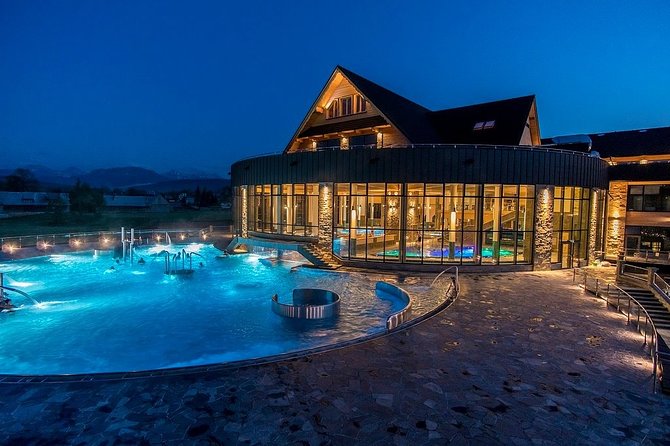 3-Hour Novice Ski Adventure & Relaxing Zakopane or Baths Combo - Stop 3: Zakopane Walks, Funicular Views, and Tasting Local Favorites