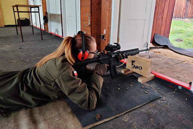 58 shots - Zakopane Shooting real guns - Where you shoot: Strzelnica Top Gun Zakopane (and how it fits with the Krakow listing)