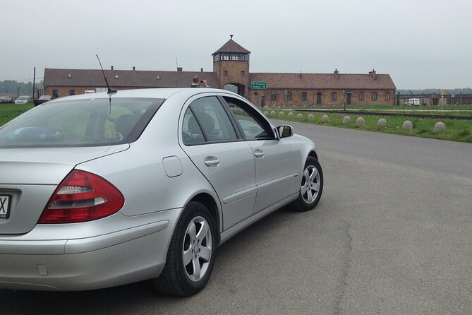 Auschwitz and Birkenau Round-Trip VIP Transport from Krakow - The 70 km Drive: Comfort, Context, and Getting Your Bearings Fast