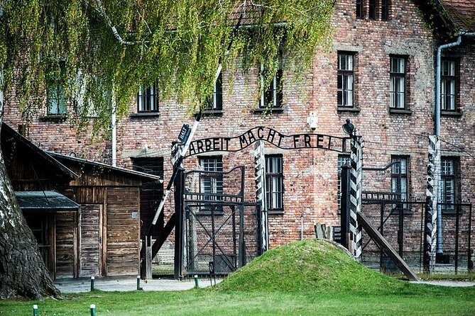 Auschwitz and Birkenau Tour with Hotel Pick up from Krakow - The day’s pace: why you won’t set your own speed