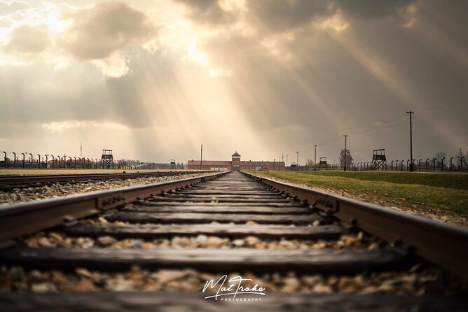Auschwitz and Birkenau WITHOUT GUIDE private transport from Kraków - Auschwitz I: 2 hours of free walking with driver ticket support