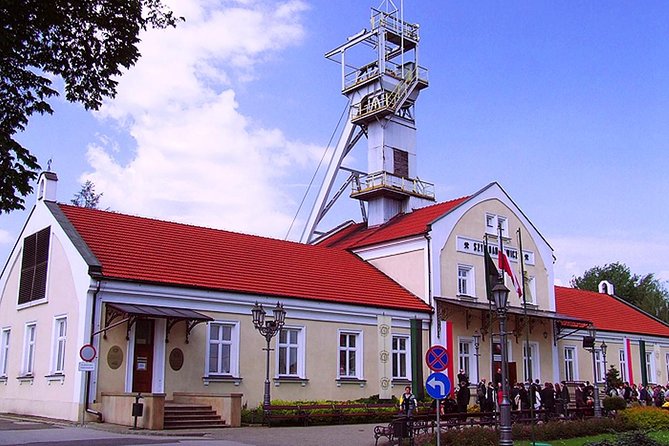 Auschwitz-Birkenau and Salt Mine Full day tour - The Wieliczka Salt Mine: chapels and sculpture carved from rock salt