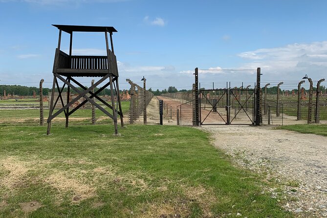 Auschwitz-Birkenau and Wieliczka Salt Mine Museum Guided Tour from Krakow - Why this Auschwitz + Wieliczka combo day actually works