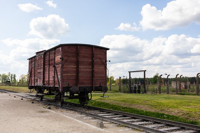 Auschwitz-Birkenau: Day Trip & Transfer from Kraków - Mixed Experiences: How to Think About the Risks Without Getting Paralyzed