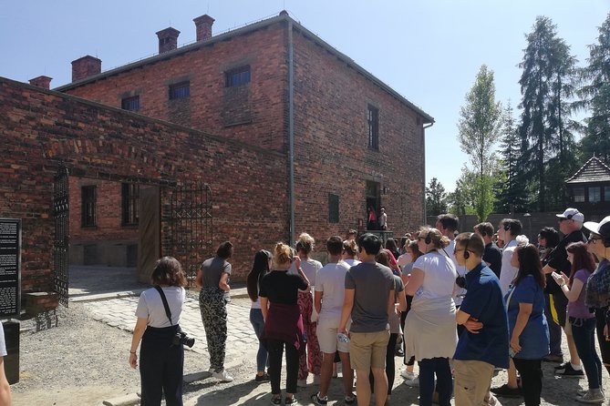 Auschwitz-Birkenau: Fast-Track Ticket & Guided Tour No Transfers - How the Auschwitz fast-track tour really fits into your day