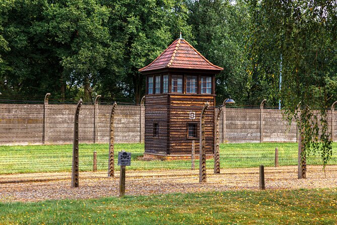 Auschwitz-Birkenau: Fast-Track Ticket & Guided Tour No Transfers - Group logistics: how to avoid the most common friction points