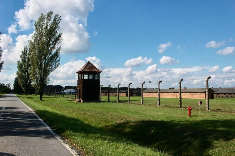 Auschwitz-Birkenau: Guided Tour - Ticket + Transportation - Auschwitz I Guided Tour: Organized Timing and Headphones That Actually Help