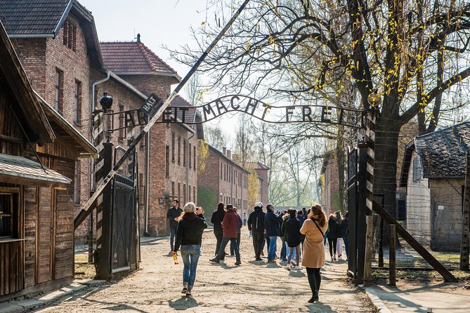Auschwitz-Birkenau guided tour with near or hotel pickup - Auschwitz I with an official guide: where clarity beats speed