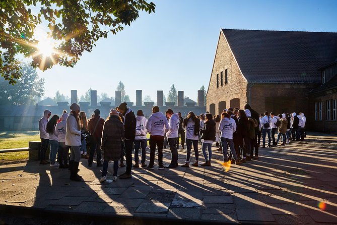 Auschwitz-Birkenau guided tour with near or hotel pickup - Krakow pickup: how the morning typically runs