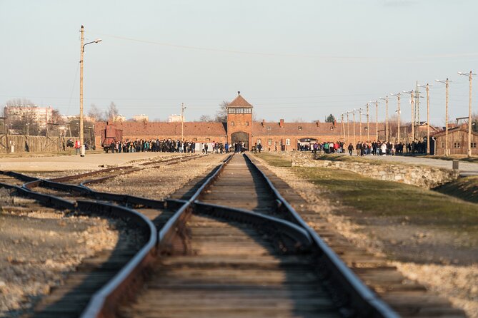 Auschwitz-Birkenau Memorial Entrance Ticket and Guided Tour - Timing, pickup, and what to bring for smooth entry