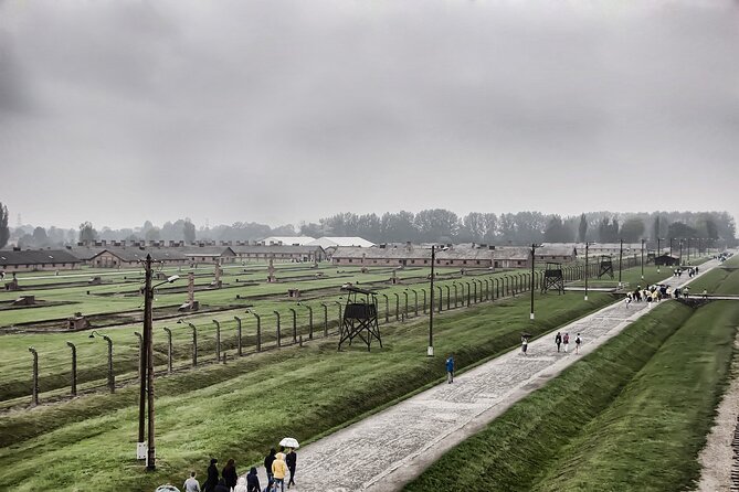 Auschwitz - Birkenau Private, 6-hr Study Tour - The Guide’s Job: Turning Sites Into Meaning