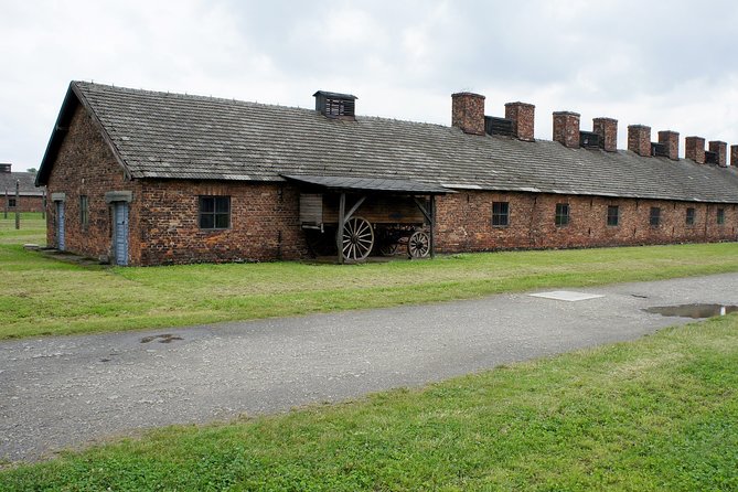 Auschwitz-Birkenau Private Tour from Krakow - What to wear and bring: small limits, big consequences