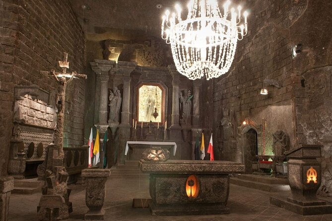 Auschwitz-Birkenau & Salt Mine Day tour - Wieliczka Salt Mine at 4 or 5 p.m.: 140 meters down