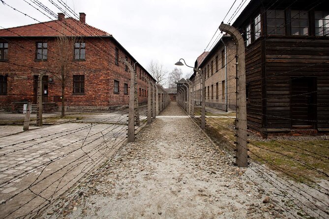 Auschwitz-Birkenau & Salt Mine Day tour - What to pack for cold Auschwitz and the 14°C mine