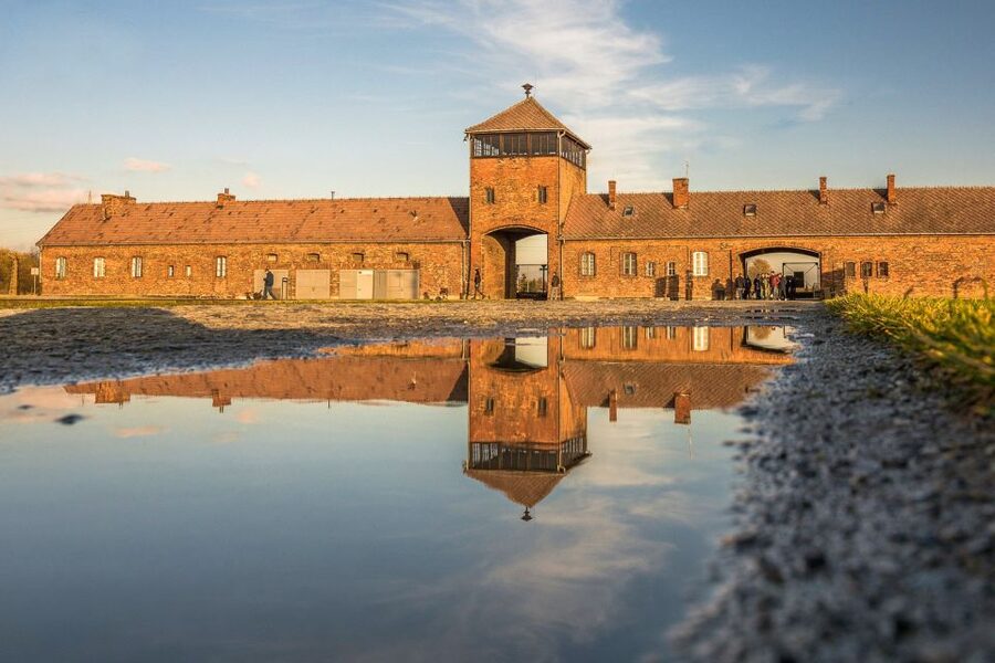 Auschwitz-Birkenau: Skip-the-Line Entry Ticket & Guided Tour - What to Bring (and What to Leave Behind)