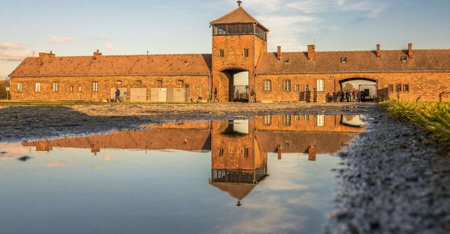 Auschwitz-Birkenau: Skip-the-Line Entry Ticket & Guided Tour - Price and Value: Is $21 a Good Deal Here?