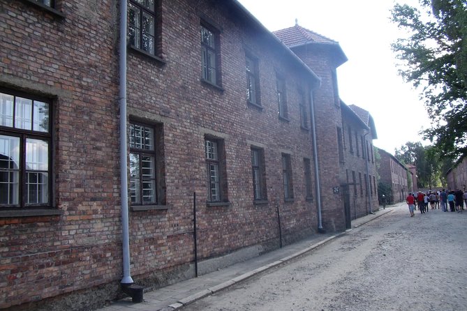 Auschwitz Tours Memorial and Museum Guided Tour from Krakow - The transport between camps: comfort + fewer decisions
