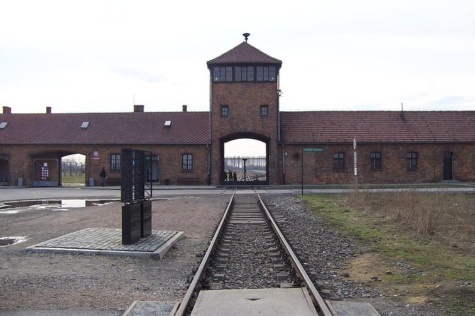 Auschwitz Tours Memorial and Museum Guided Tour from Krakow - The pacing: plan for 6 to 7 hours, not a quick hit