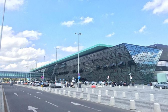 Balice KRK airport OneWay PRIVATE TRANSFER to/from Krakow’s hotel - Key things you’ll appreciate