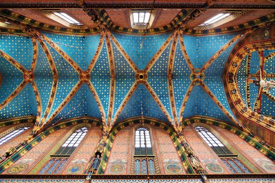 Cracow's Old Town sightseeing & St. Mary's Basilica Visit - Price and value: is $29 for 90 minutes worth it?