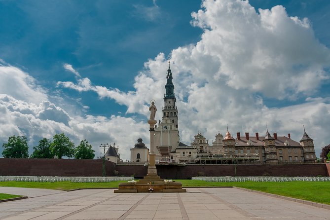 CZĘSTOCHOWA - BLACK MADONNA Monastery, PRIVATE tour from Kraków - The drive experience: more than just getting there