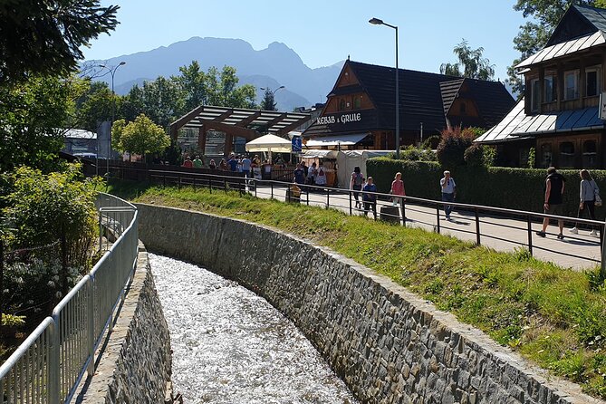 Day Tour to Zakopane and Tatra Mountains from Krakow - Wielka Krokiew and Jaszczurówka: setting the Highlander mood early