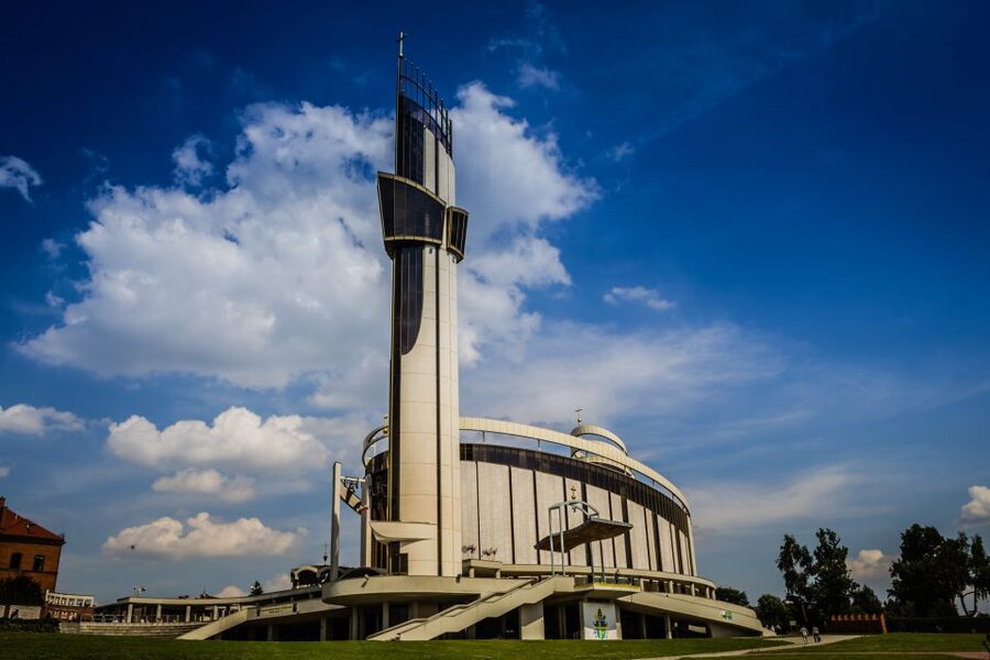 Day Tour: Traces of Pope John Paul II near Krakow - How the 6.5-hour schedule actually feels on the day