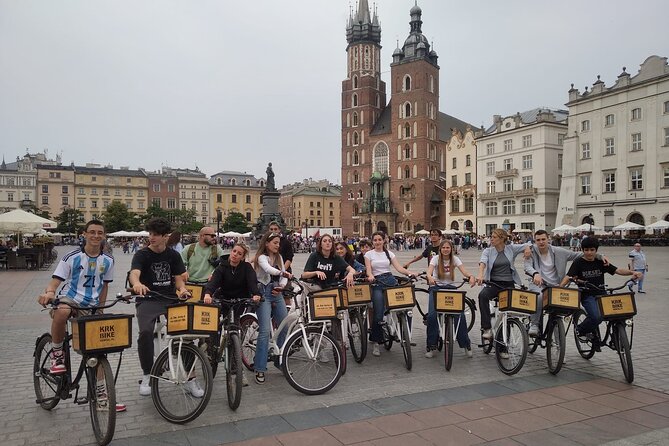 Discover the Jewish Quarter with a Bike Tour - Key highlights at a glance