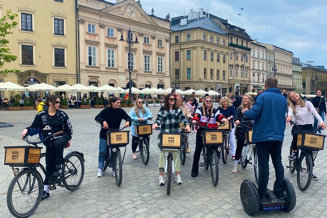 Discover the Jewish Quarter with a Bike Tour - Why biking the Jewish Quarter is the smart move