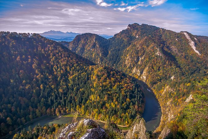Dunajec River rafting, regular small group tour from Krakow - The 15 km downstream ride: what the Pieniny scenery feels like