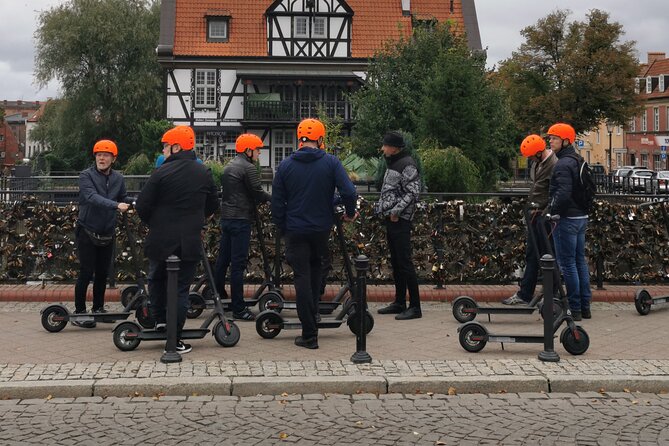 Electric Scooter Tour: Jewish Quarter Tour - 2-Hours of Magic! - Pacing: Short Stops That Still Add Up