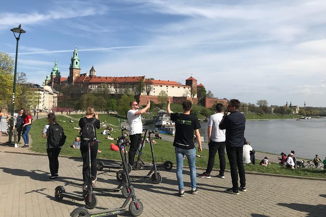Electric Scooter Tours Kraków - Wawel Castle viewpoint and the Wawel Dragon legend