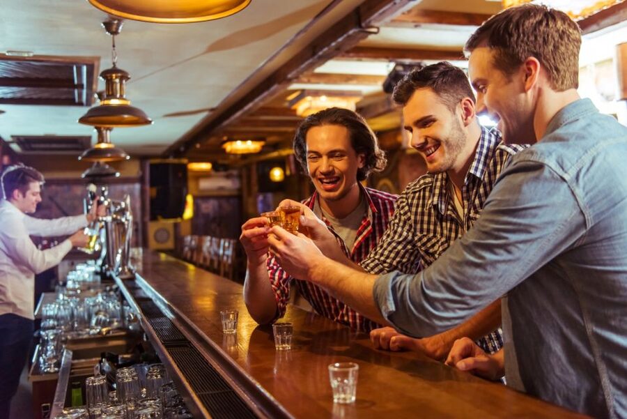 EVERYDAY Krakow Vodka Tasting Tour - Traditional snacks: the pairing that makes the flavors make sense