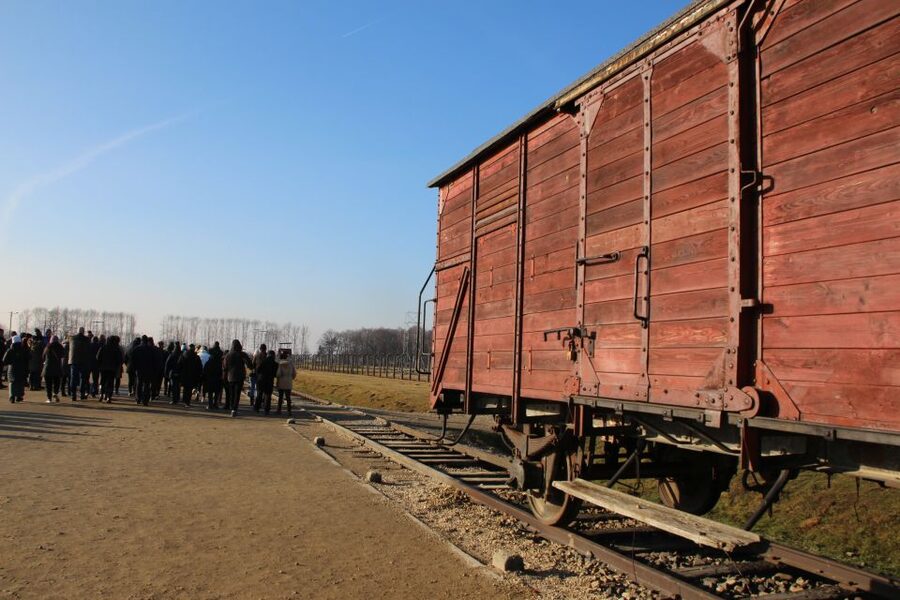 From Krakow: Auschwitz-Birkenau and Self-Guided Day Tour - Auschwitz II–Birkenau: More Space, Less Time (About 40 Minutes)