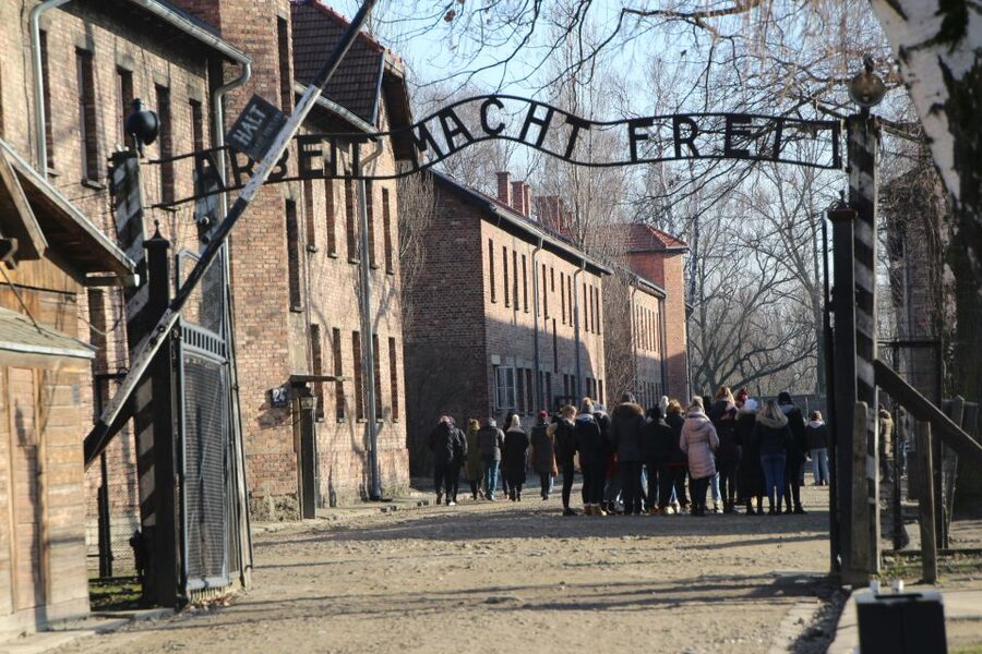 From Krakow: Auschwitz-Birkenau and Self-Guided Day Tour - Judenrampe: The Selection Point in About 45 Minutes