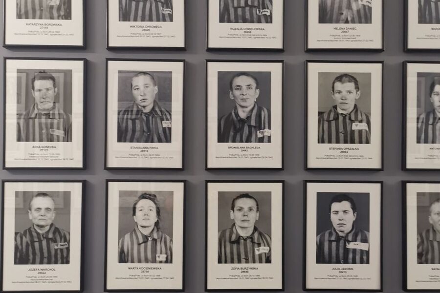 From Krakow: Auschwitz-Birkenau Camp Complex Guided Day Trip - Why 7 hours from Krakow makes sense for Auschwitz-Birkenau