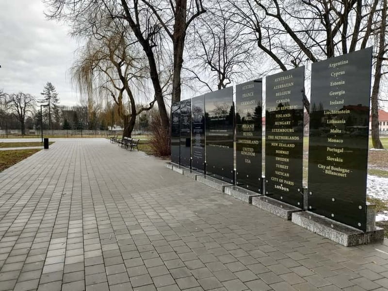 From Krakow: Auschwitz-Birkenau Guided Full-Day Tour - Krakow hotel pickup and the ride to Auschwitz