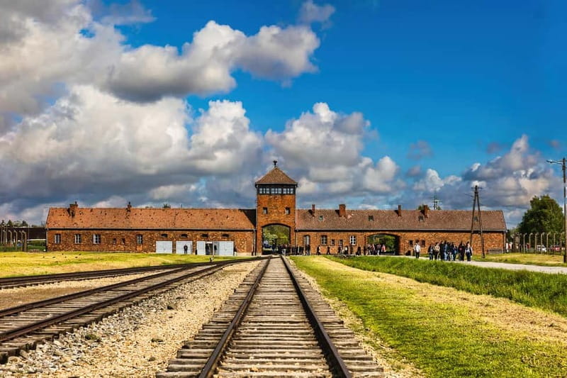 From Krakow: Auschwitz-Birkenau Guided Tour & Transport - Meeting the official museum guide (and why headsets change everything)