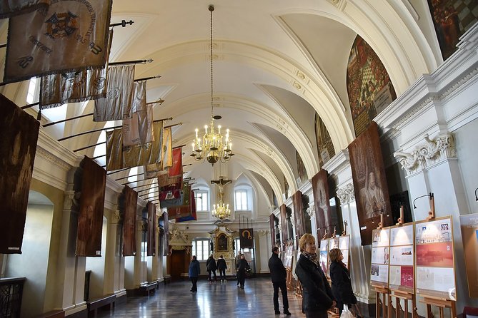 From Krakow: Black Madonna of Czestochowa Sanctuary - Guided Tour - The monastery tower viewpoint: how to use the extra time well
