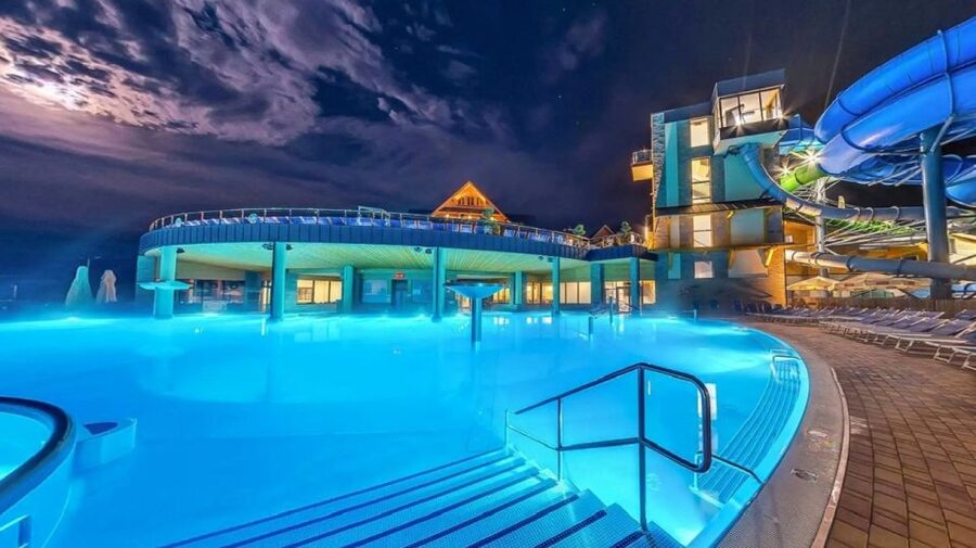 From Krakow: Chochołowskie Thermal Baths Ticket and Transfer - Finding Your Way: What to Pack and How to Keep It Simple