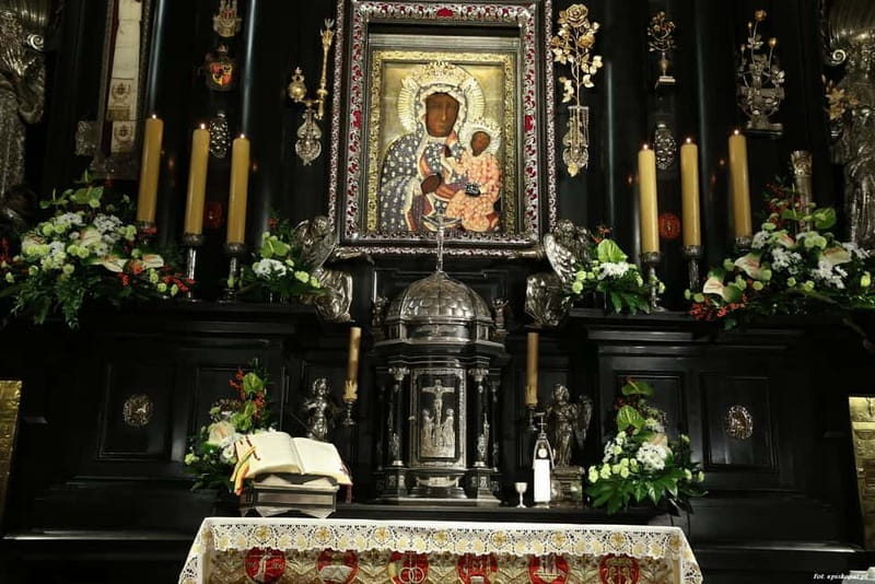 From Krakow: Czestochowa Monastery Private Tour - Private Pace and Multilingual Guides: Making the Time Count