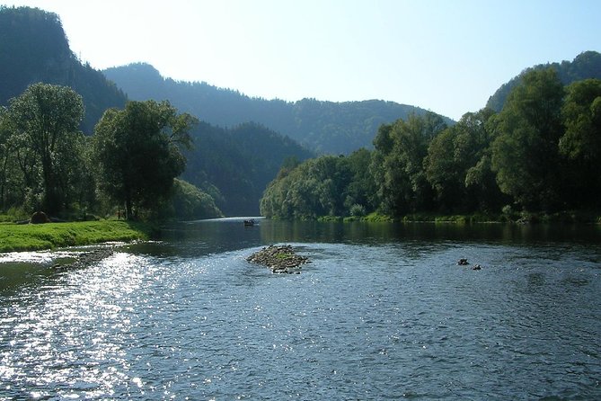 From Krakow: Dunajec River Rafting in Pieniny Mountains - Who This Dunajec Rafting Tour Suits Best