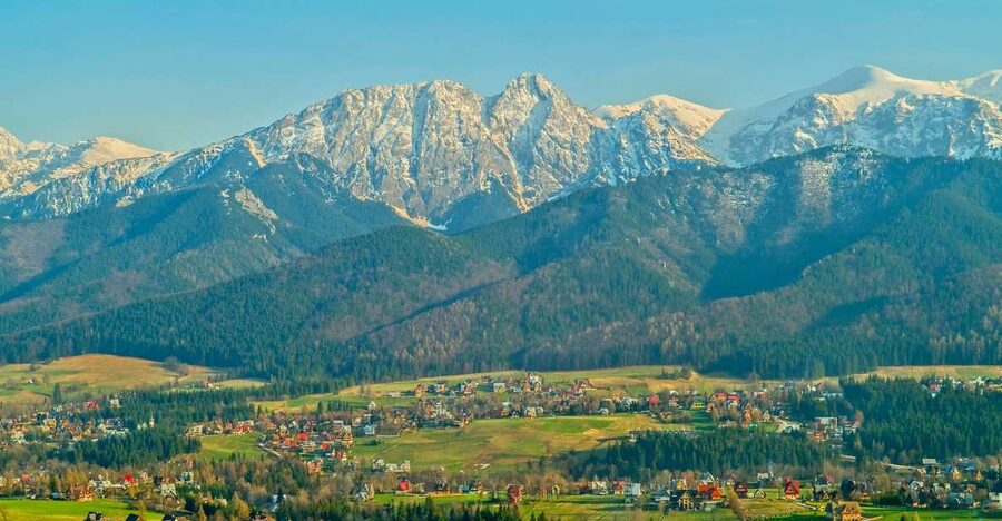 From Krakow: Full-Day Tour of Zakopane and Tatra Mountains - Entering Zakopane on Your Own Terms at Krupówki