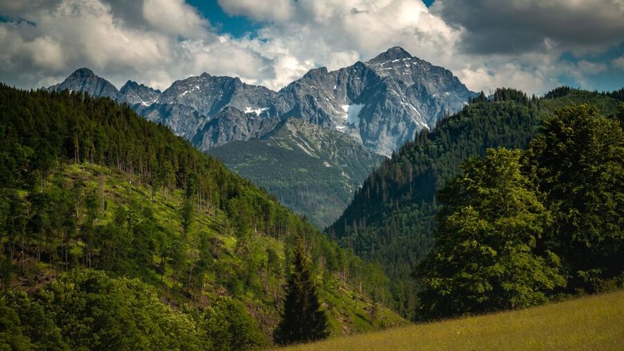 From Krakow: Hot Springs and Zakopane with Gubałówka - Wysoki Wierch Thermal Baths: Where the Cold Turns Enjoyable