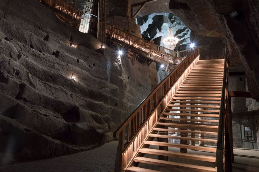 From Krakow: Private Wieliczka Salt Mine Tour - The 2.5-hour tourist walk: almost 3 kilometers of salt-world scenery