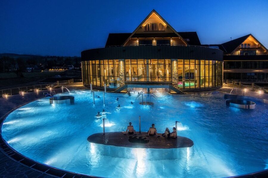 From Krakow: Slovakia Treetop Walk, Zakopane & Thermal Spa - Chochołow Thermal Spa: How to Make the Most of Your Soak Time