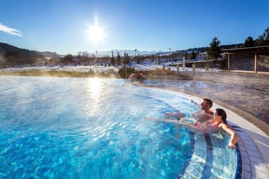 From Kraków; to Białka Thermal Baths private tour - Saunarium, sunbathing, and how to pace your water time