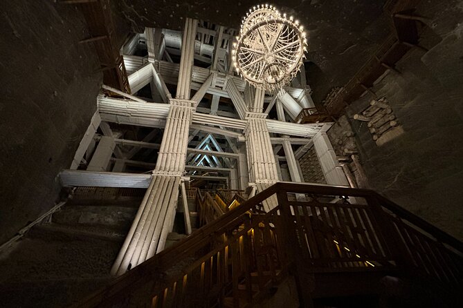 From Krakow: Wieliczka Salt Mine Guided Tour with Hotel Transfers - Entering Wieliczka Salt Mine: a guided 2.5 hours with the important context